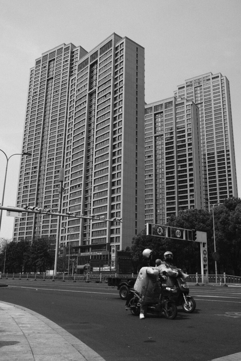 Street photo in Changzhou, China by Videl Mel
