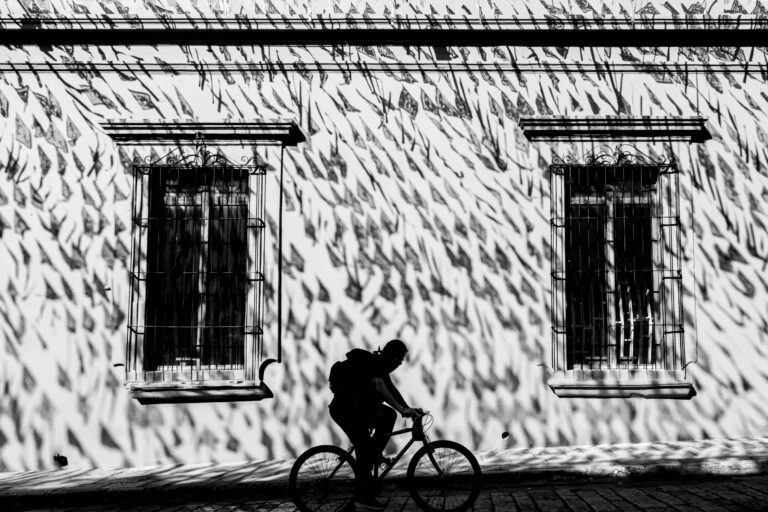 Street photo in Oaxaca, Mexico by Duncan Aitken
