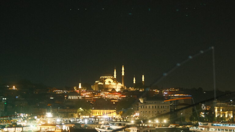 Photo by Monshur Ahmed