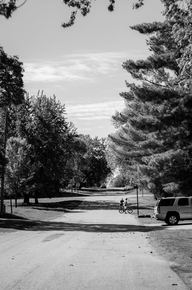 Street photo in Battle Lake, United States by Jay Cowan