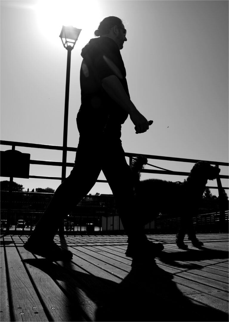 Street photo in Cleethorpes, United Kingdom by Chris Bennett
