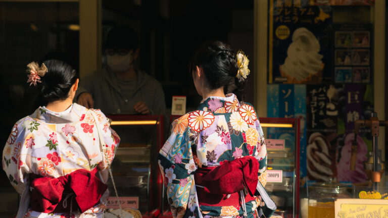 Street photo in Kamakura, Japan by Gnz -88