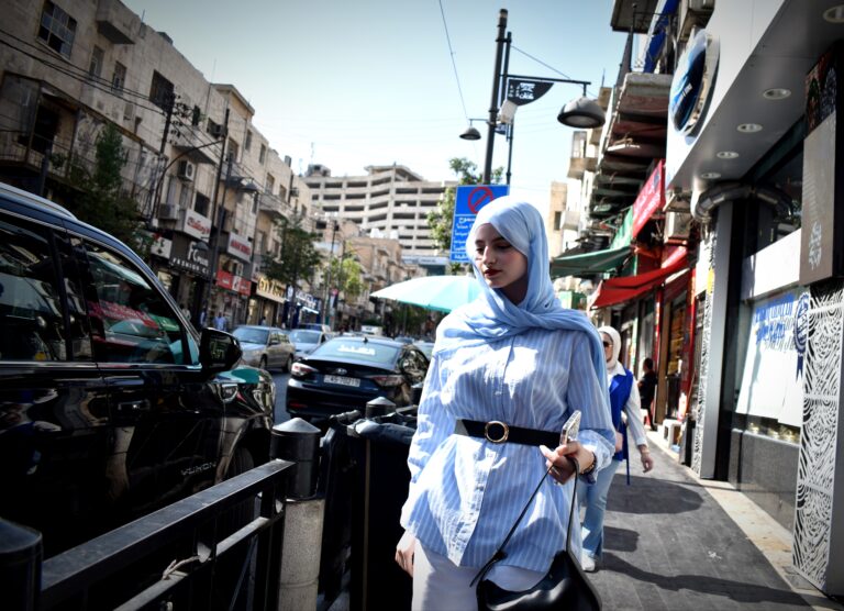 Street photo in Amman, Jordan by Rodrigo Marcotich