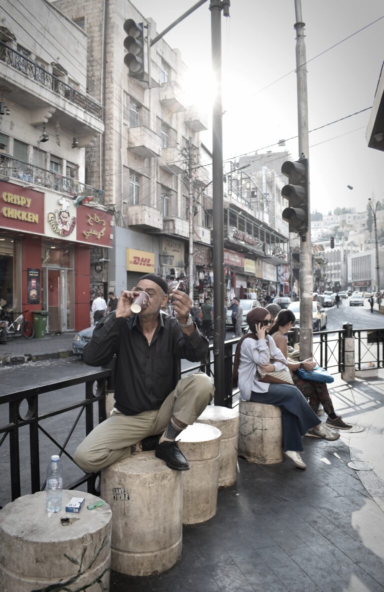 Street photo in Amman, Jordan by Rodrigo Marcotich