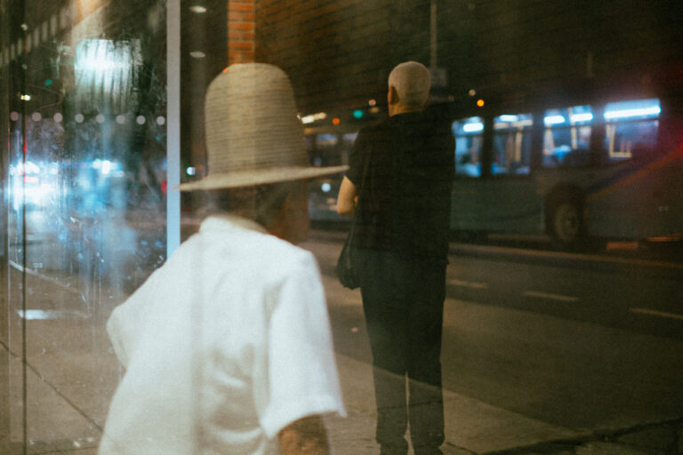 Street photo in New York, United States by Yong-moon Lee
