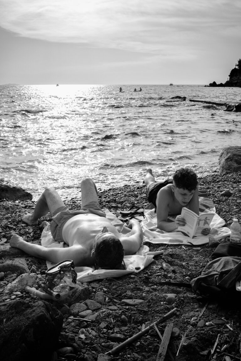 Street photo in Castiglioncello, Italy by Thomas Bassetti
