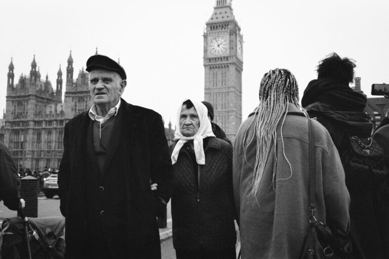 Photo by Alexander Vinnik