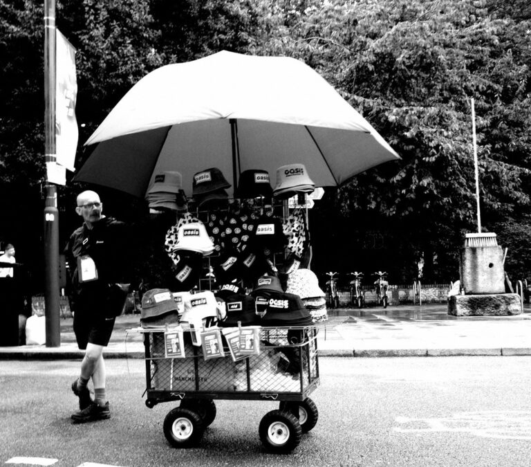 Photo by Martin Br