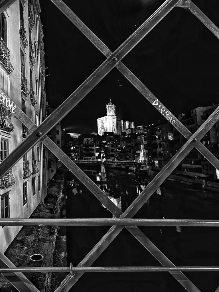 Photo by Joan Ferrando
