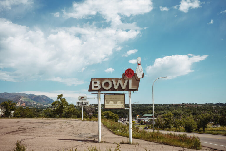 Street photo in Colorado Springs, United States by Todd Taylor