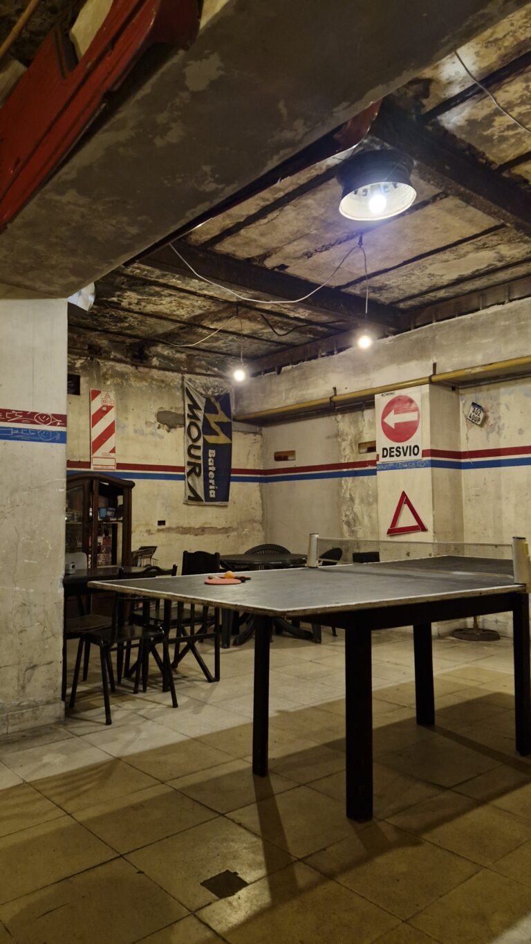 Photo by Román Pernicone