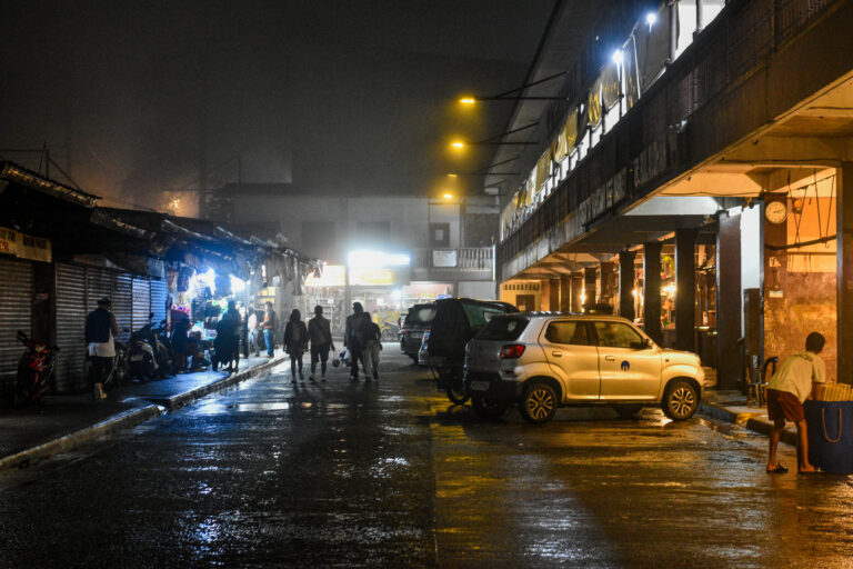 Photo by Aaron Alvaro