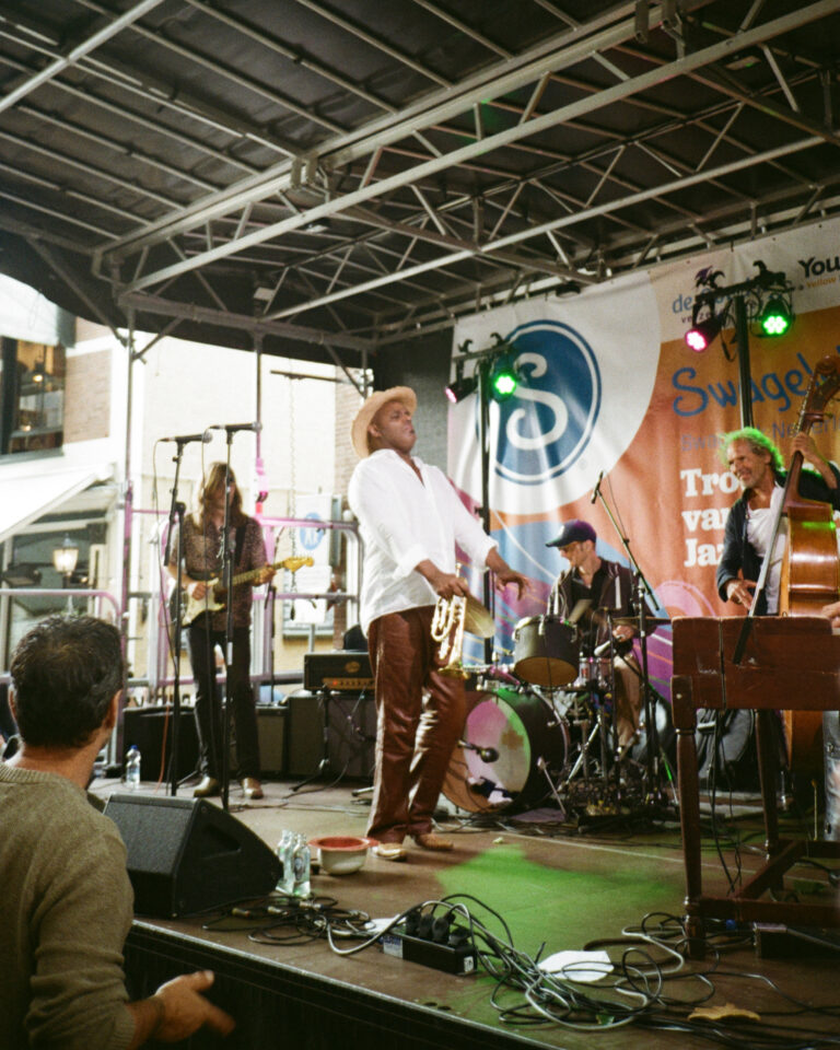 Photo by Steph Kattie