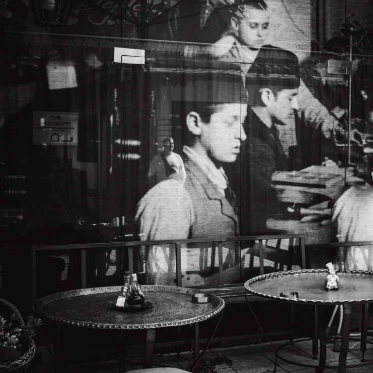Photo by Cinza Hart