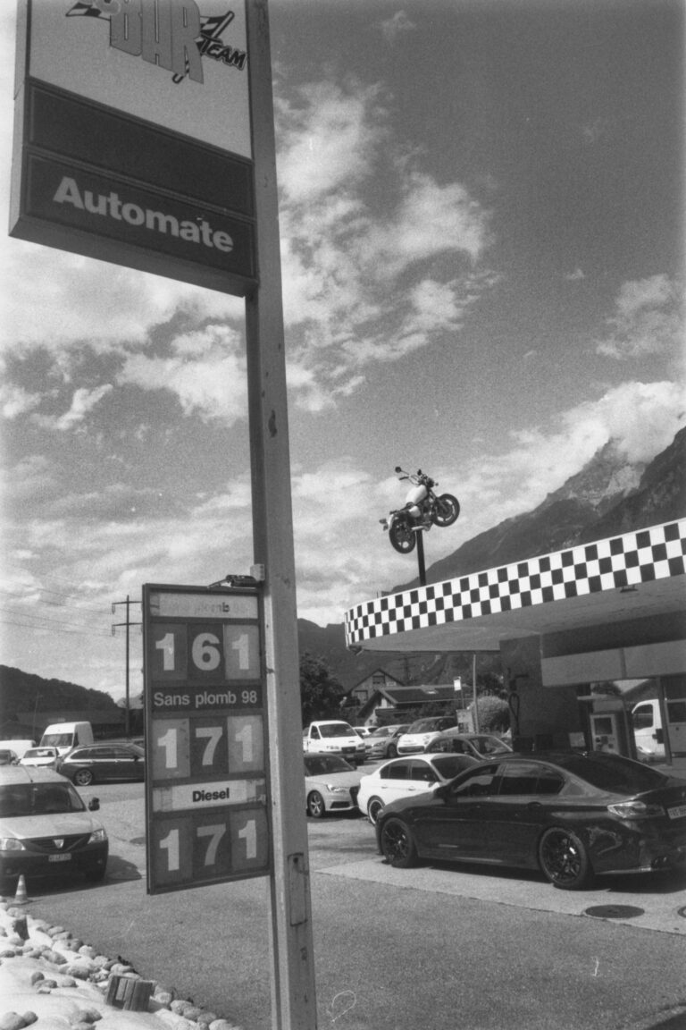 Photo by Bertrand Roessli