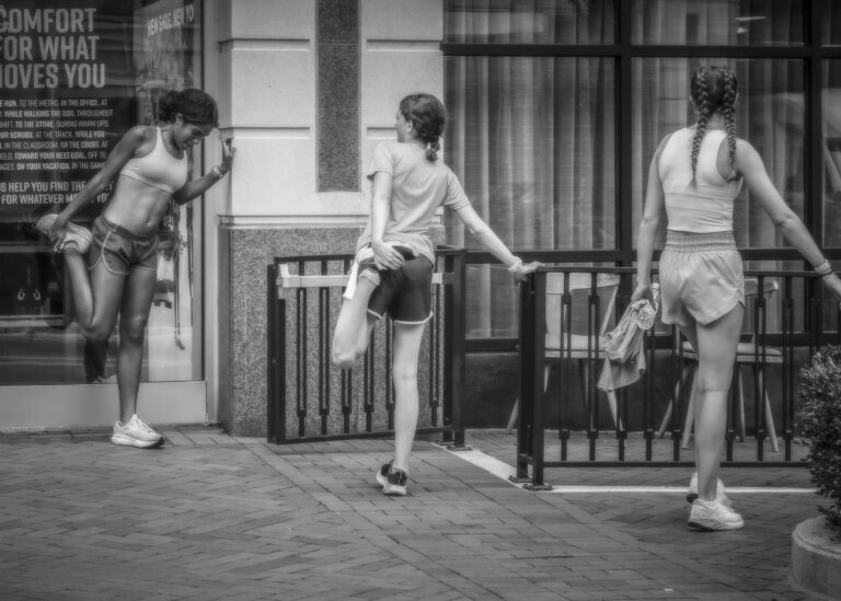 Photo by Bertrand Schreibstein