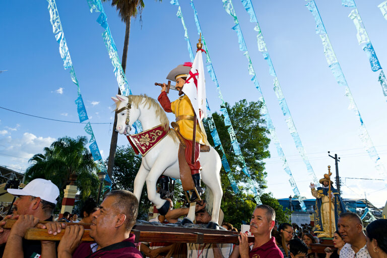 Photo by Akunin Sempiterno