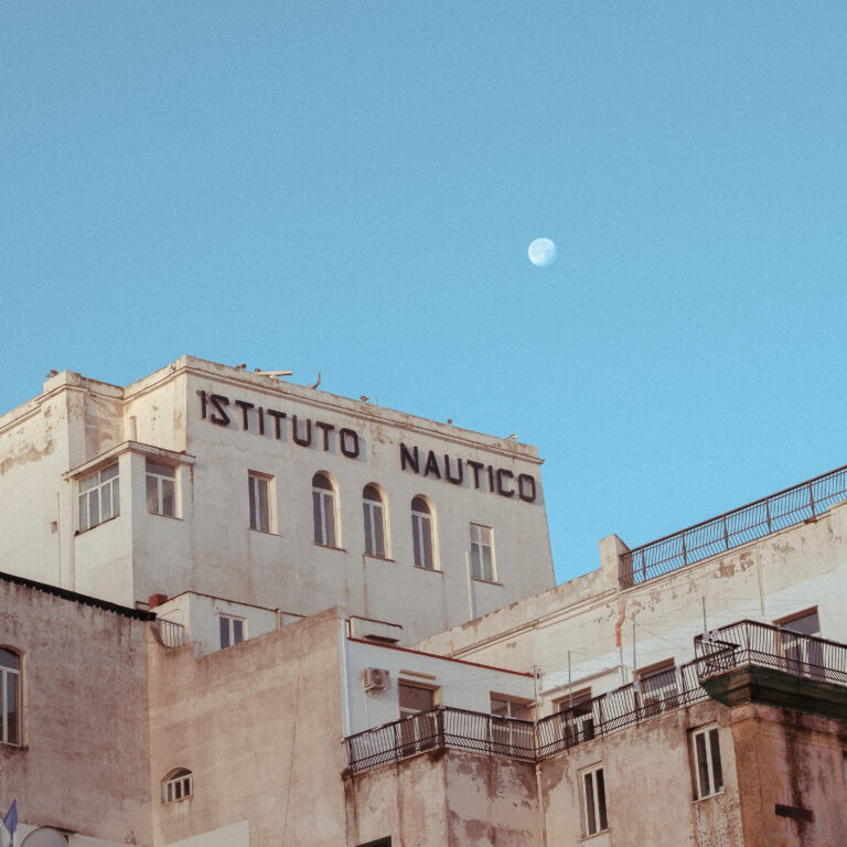 Photo by Alex Tukalo