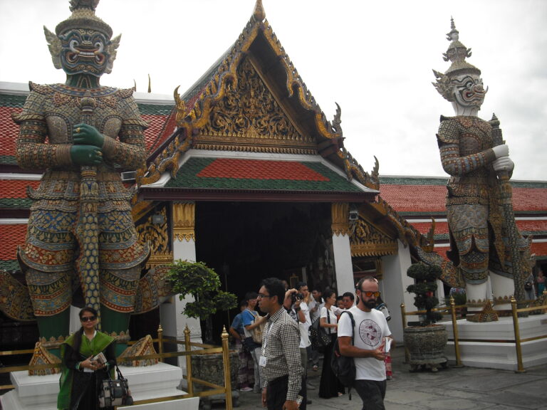 Street photo in Thailand by Sanat Gupta