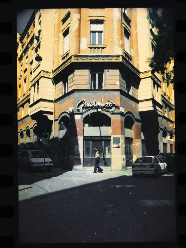 Photo by Máté Léber
