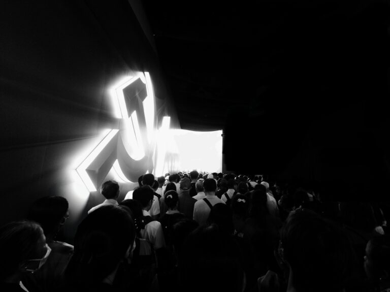 Photo by Hung Pham