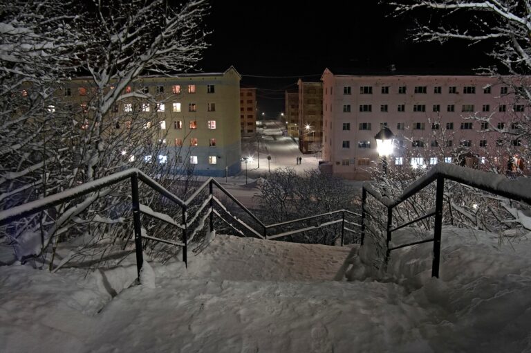 Photo by Victor Scherbakov
