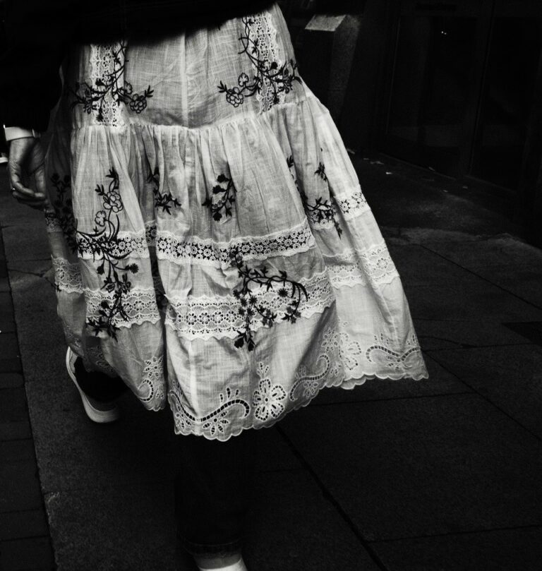 Photo by Martin Br