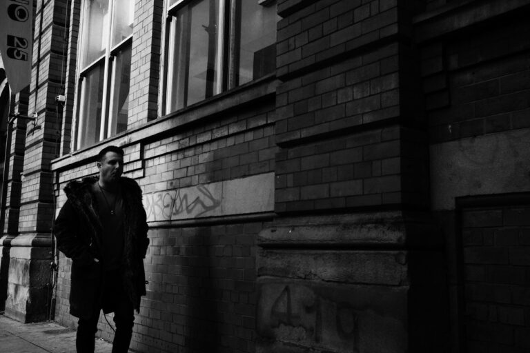 Photo by Martin Br