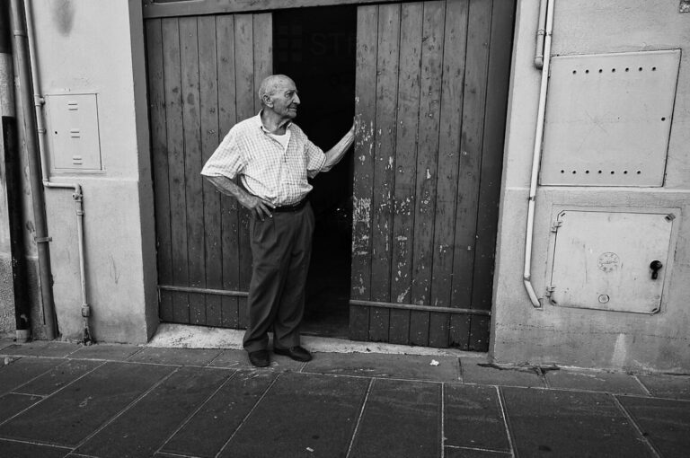 Photo by Simone Ciccarella