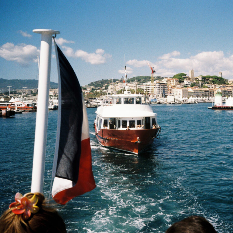 Photo by Steph Kattie