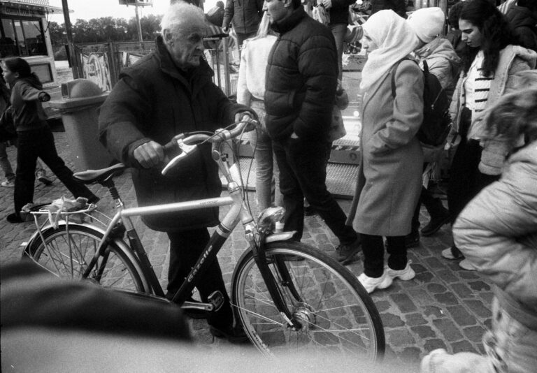 Photo by Drazen Fligic