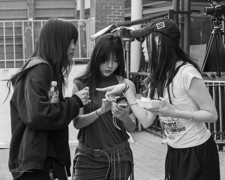 Photo by Peter Varnay