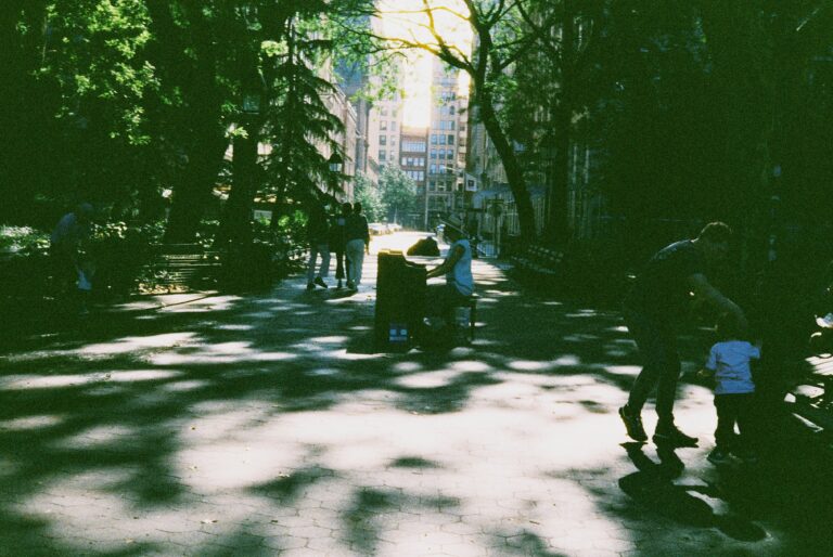 Street photo in New York, United States by James Henningson