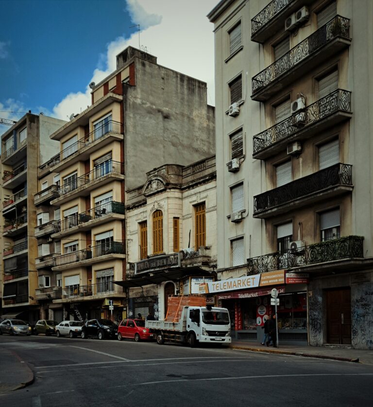 Photo by Allan Almeida