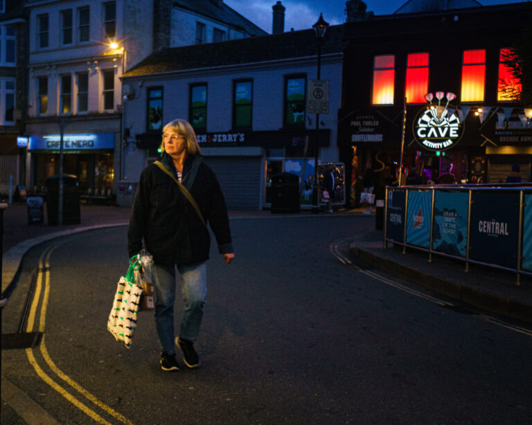 Photo by Leon Maillard