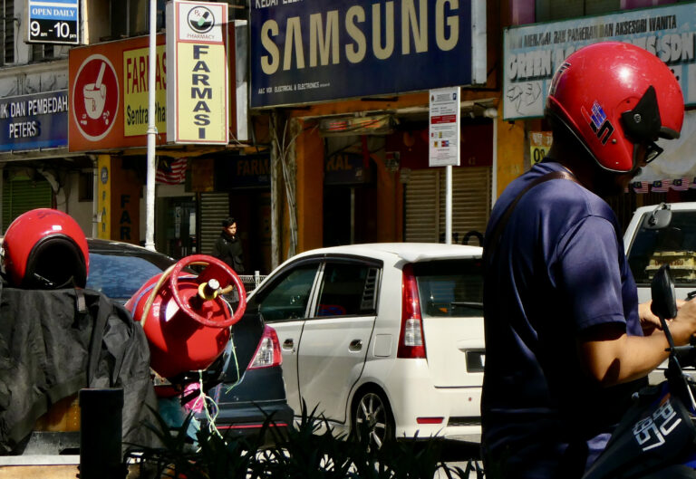 Photo by Johari Sultan