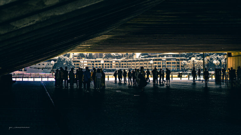 Photo by Peter Varnay