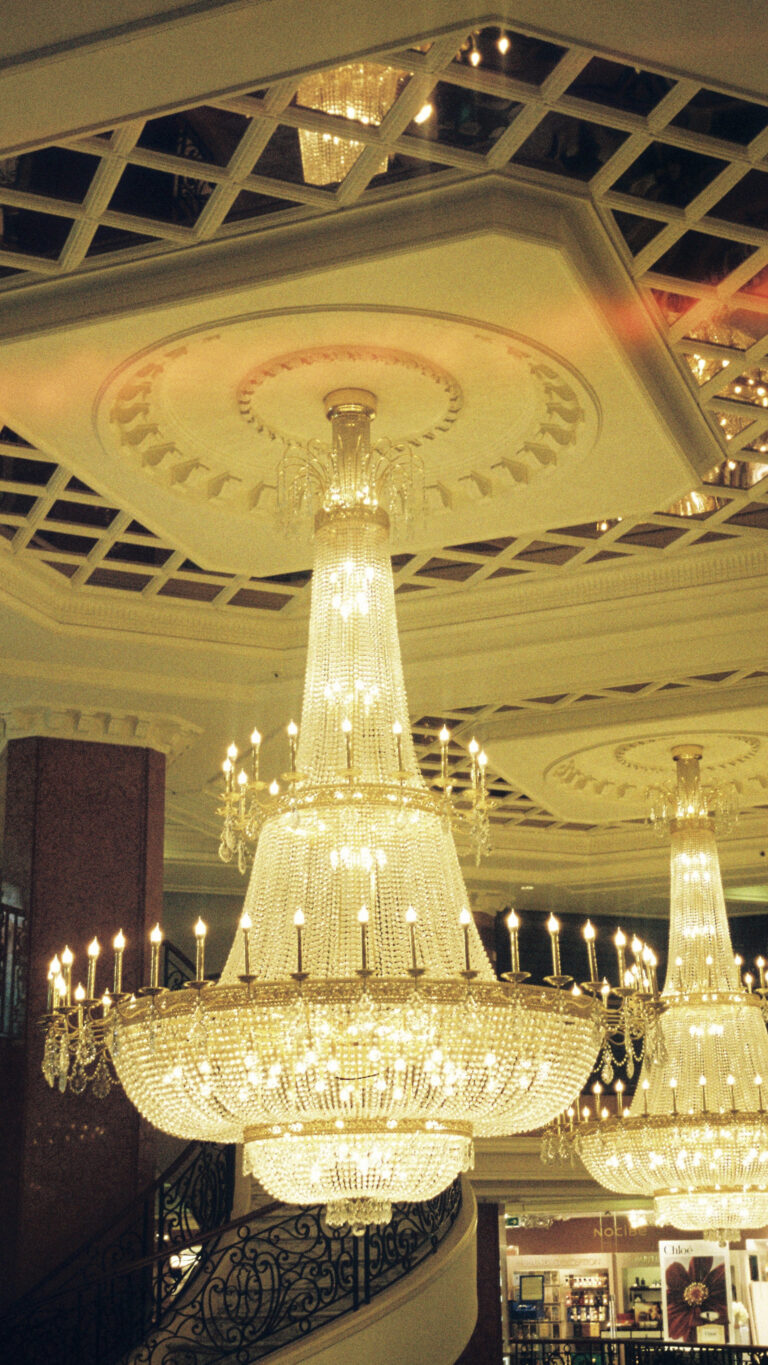 Photo by Steph Kattie