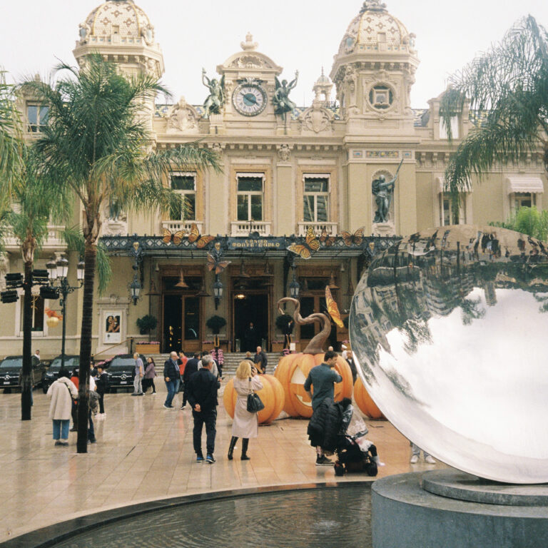 Photo by Steph Kattie