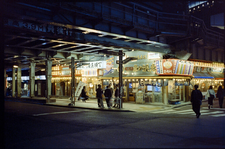 Photo by Valentino Passerini