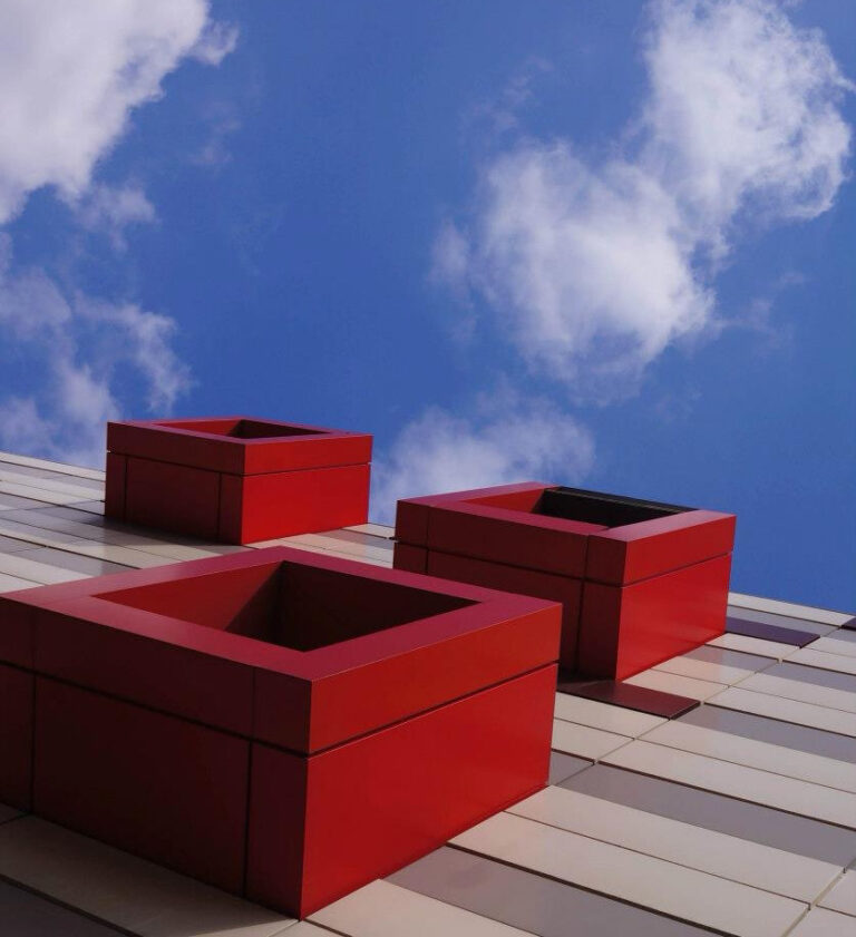 Photo by Bogdan Stavros