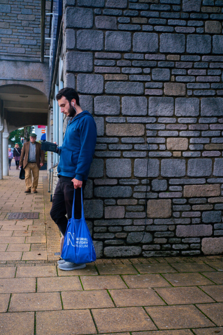 Photo by Leon Maillard