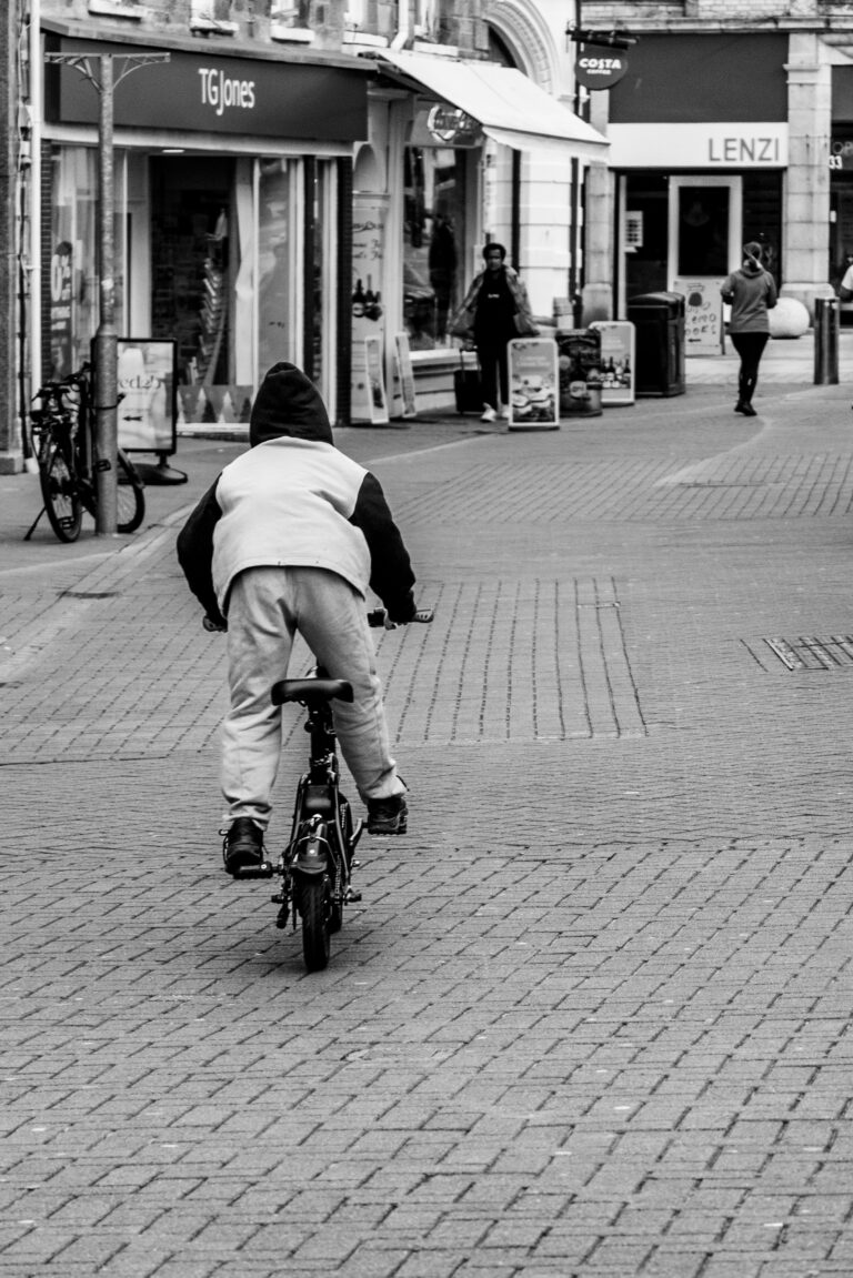 Photo by Leon Maillard