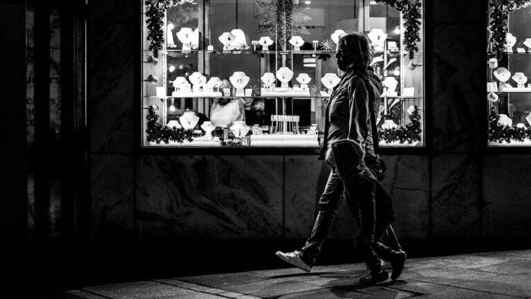 Photo by Leon Maillard