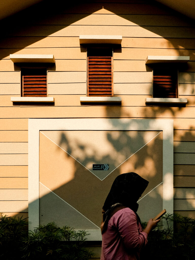 Photo by Andri Yudatama