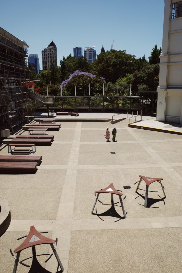 Photo by Ara In The Para