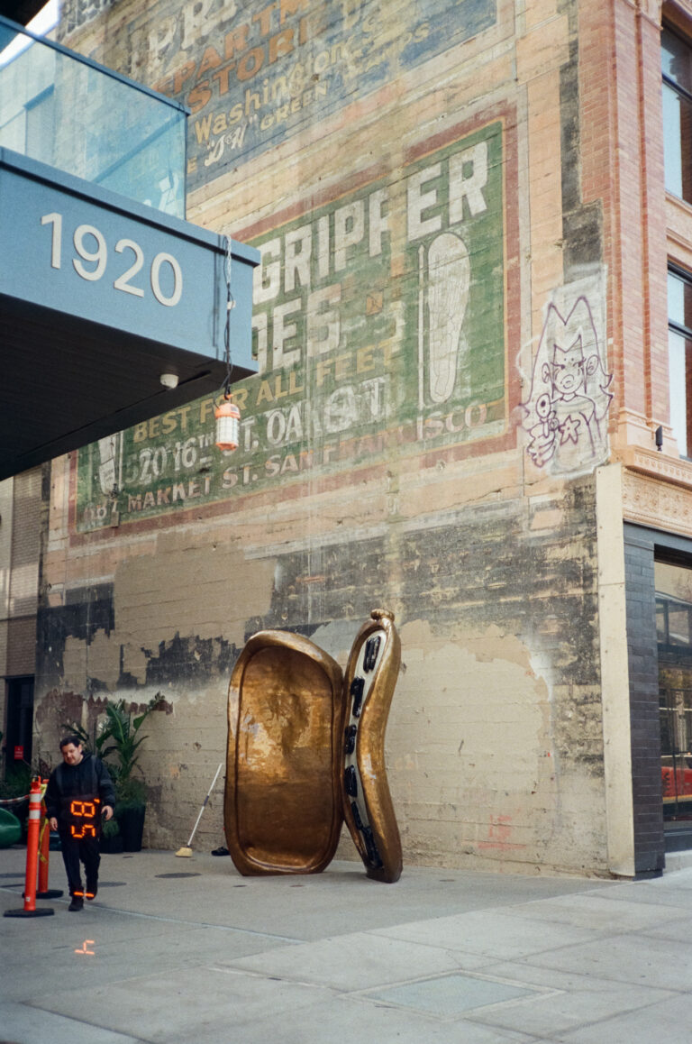 Photo by Francis ___