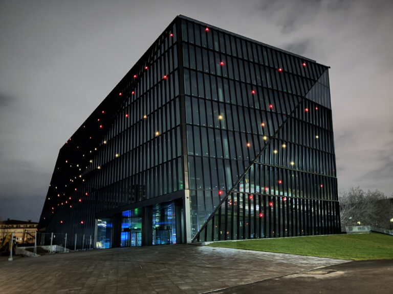 Photo by Dmytro Nikolaievskyi