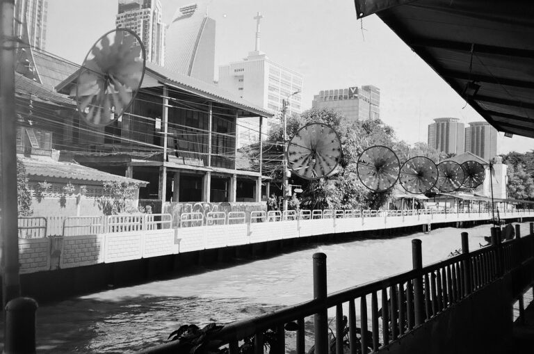 Photo by Patinya Vangcharoen