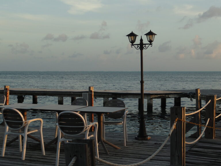 Street photo in San Andrés, Colombia by Ana Muñoz